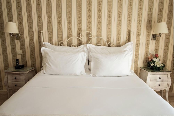 Hotel Azimut